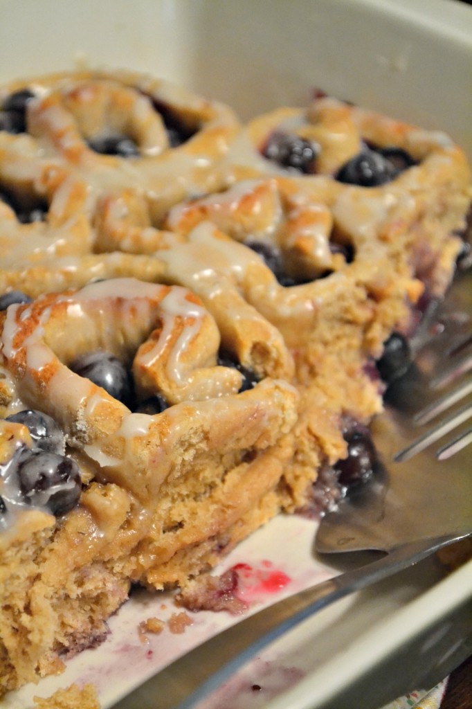 Blueberry Breakfast Roll Recipe