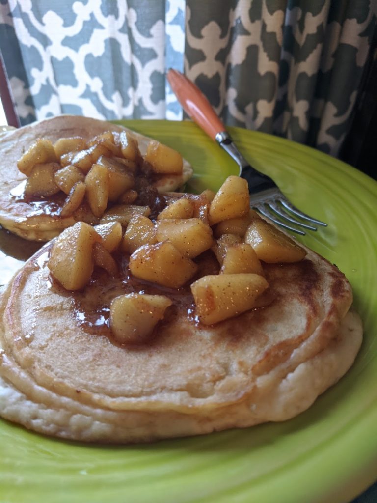 mælk Arthur bøf Decadent Apple Cinnamon Pancake Topping recipe - The Domestic Geek Blog