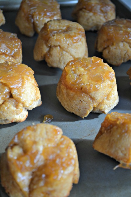 apple pie monkey bread muffins