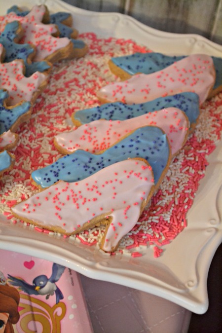 Simple princess party ideas, inspired by Sophia the First. Cinderella's glass slipper cookies.