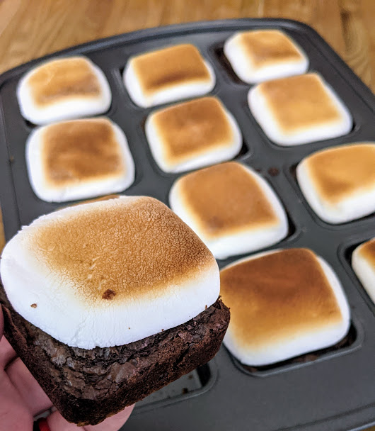 Pampered Chef Brownie Pan