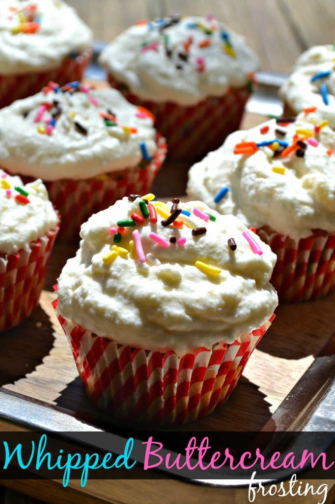 whipped buttercream frosting cupcakes