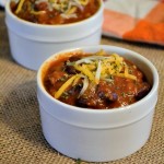 Delicious easy slow cooker chili that is a great recipe for beginners to start out with!